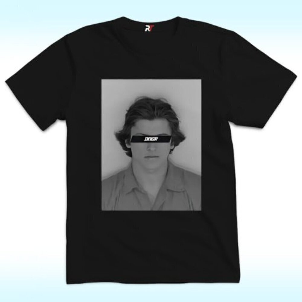 Haiden Deegan Mugshot Unisex T Shirt .